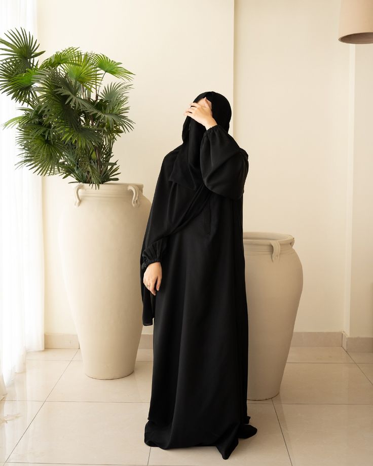 Hijabs & Niqab Set