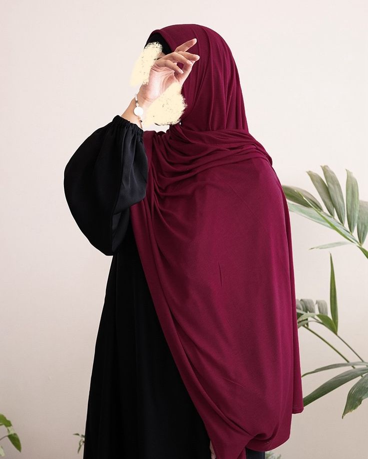 Hijabs & Niqab Set